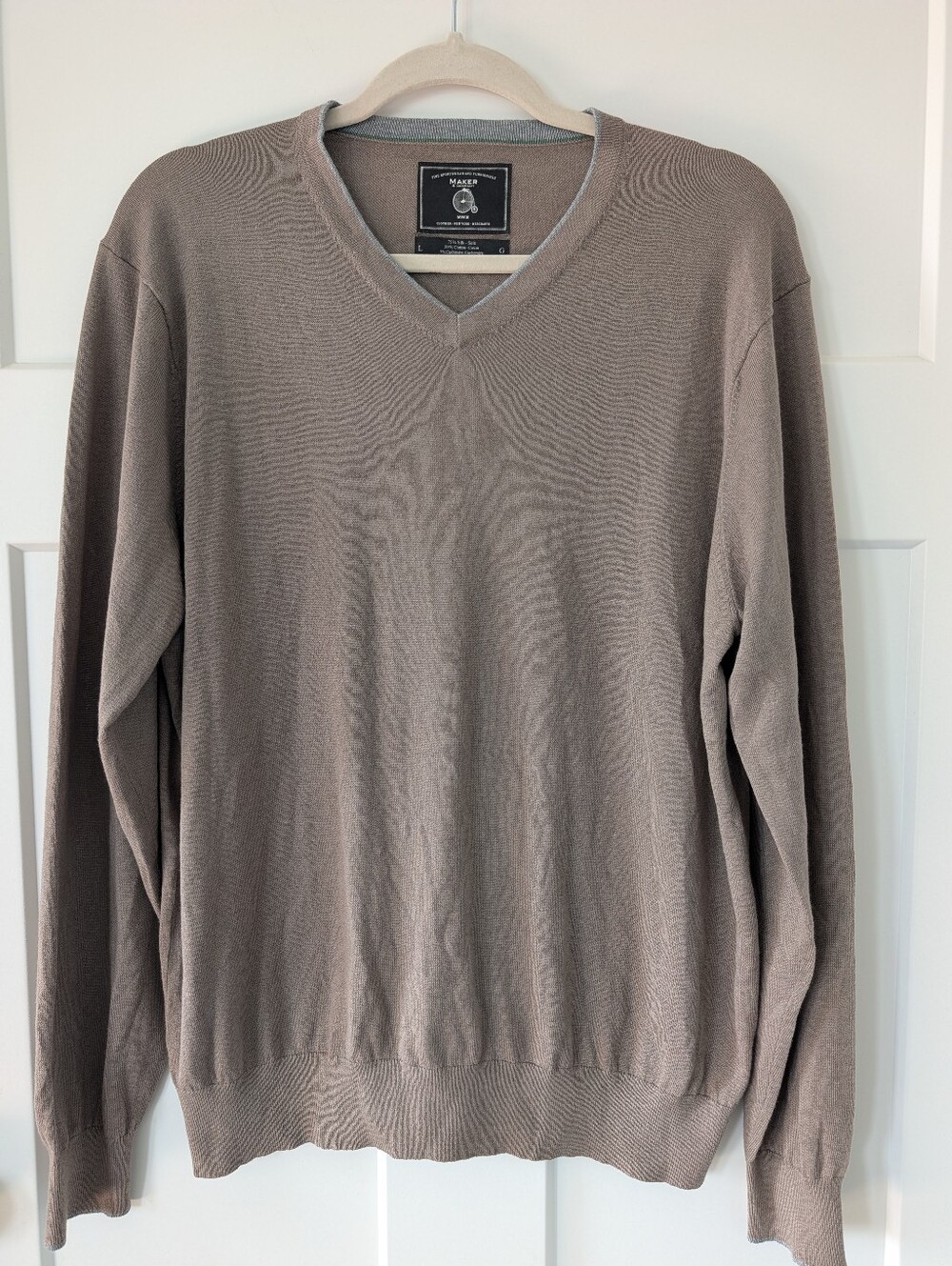 Maker & Co Silk Cashmere Cotton V Neck. Old Money Luxury